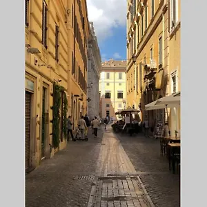 Chiara's Place At Pantheon - Your In Appartamento Roma